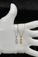 عقد مستطيل ذهب مطفي تصميم الماس عيار 18 وزن 4.3 جر...