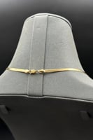 عقد فلات ذهب تصميم الماس عيار 18 وزن 7.3 جرام