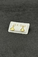 حلق طبي مثلث ذهب تصميم الماس عيار 18 وزن 0.3 جرام