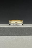 دبلة ذهب صافي عيار 18 وزن من 2.3 الى 2.5 جرام