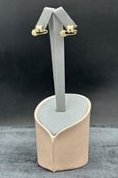 حلق مشبك ذهب تصميم الماس عيار 18 وزن من 3.7 الى 3....