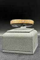 اسوارة مع خاتم وردة ذهب تصميم الماس عيار 18 وزن 16...