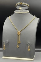 طقم وردة ذهب صافي عيار 21 وزن 11.3 جرام