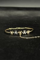 كف اطفال وردات ذهب تصميم الماس عيار 18 وزن 1.9 جرا...