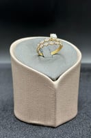 دبلة توينز ذهب مع فص سوليتير عيار 18 وزن 1.5 جرام