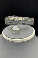 طقم ذهب عيار 18 إشراقة التميز وزن 11.8 جرام