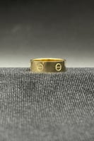 دبله ذهب صافي عيار 18 وزن من 4.1 الى 4.2 جرام