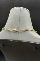 عقد مع اسوارة جنزير ذهب عيار 18 مميز بتصميم الماس...