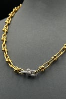 عقد مع اسوارة جنزير ذهب تصميم الماس عيار 21 وزن 27...