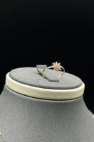 طقم اطفال شكل شمس ذهب تصميم الماس