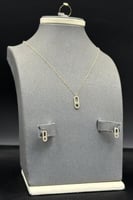 طقم اطفال مستطيل ذهب تصميم الماس عيار 18 وزن 1.6 ج...