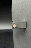 طقم دورين وردة ذهب تصميم الماس عيار 18 وزن 2.3 جرا...