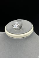 طقم اطفال دب ذهب ابيض صافي عيار 18 وزن 5.2 جرام