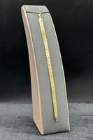 اسوارة حرير ( حجم وسط ) ذهب صافي عيار 18 وزن 7.1 ج...