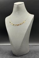 عقد فراشة ذهب صافي ايطالي عيار 18 وزن من 6.3 الى 6...