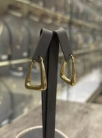 حلق مثلث ذهب صافي