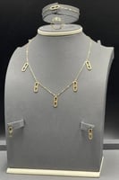 طقم تشوكر مستطيل ذهب تصميم الماس عيار 18 وزن 7.2 ج...