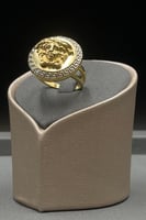 اسوارة مع خاتم ذهب صافي عيار 18 وزن 15.6 جرام