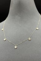 شوكر مع باقيت تصميم الماس عيار 18 وزن 1 جرام