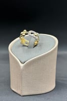 خاتم جنزير ذهب تصميم الماس عيار 18 وزن من 4.4 الى...