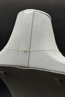 عقد دائري مع فراشة ذهب تصميم الماس عيار 18 وزن 0.9...