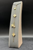 اسوارة وردات ذهب صافي عيار 18 وزن 10.5 جرام