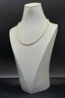 عقد مع اسوارة كور ذهب صافي ملون عيار 18 وزن 18.9 ج...