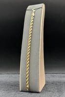 اسوارة مجدول ذهب صافي عيار 18 وزن 6.7 جرام