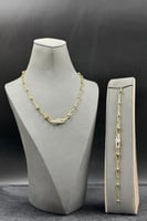 عقد مع اسوارة جنزير ذهب عيار 18 مميز بتصميم الماس...