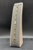 إسوارة جنزير ذهب عيار 18 ألماس لين وزن 8.5 جرام بت...