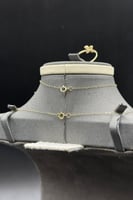 طقم ذهب ناعم عيار 18 تناغم الورد وزن 3.4 جرام