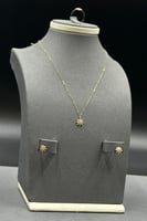 طقم اطفال شكل شمس ذهب تصميم الماس