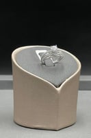 دبلة توينز ذهب ابيض تصميم الماس عيار 18 وزن 1.7 جر...