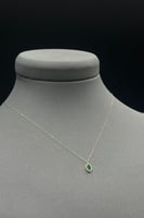 عقد معين مع صدف اخضر