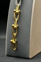 اسوارة جنزير ذهب تصميم الماس عيار 21 وزن 21.3 جرام