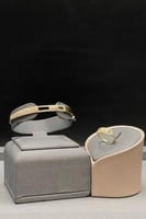 اسوارة مع خاتم ثلاث فصوص ذهب تصميم الماس عيار 18 و...