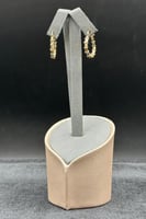 حلق مربعات ذهب ايطالي عيار 18 وزن 4.6 جرام