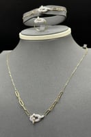 طقم ذهب عيار 18 توازن الإشراقة وزن 9.6 جرام