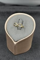 خاتم انفنتي و قلب ذهب صافي عيار 18 وزن من 1.4 الى...