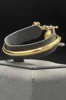 اسوارة ذهب عيار 18 ايطالي بتصميم يجمع بين الوردة و...