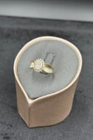 خاتم ذهب تصميم الماس عيار 18 وزن 2.3 جرام