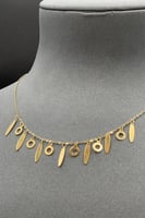 شوكر اوراق شجر مع دائرة ذهب صافي