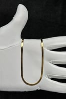 عقد فلات ذهب صافي ايطالي عيار 18 وزن من 6 الى 6.1...