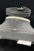 طقم زهرة ذهب تصميم الماس عيار 18 وزن 13.5 جرام