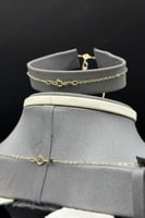 طقم مستطيل ذهب تصميم الماس عيار 18 وزن 5.6 جرام