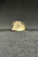 خاتم ذهب مع باقيت تصميم الماس عيار 18 وزن 2.3 جرام