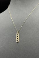 عقد مستطيل ذهب تصميم الماس عيار 18 وزن 0.8 جرام