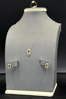 طقم اطفال مستطيل ذهب تصميم الماس عيار 18 وزن من 2...