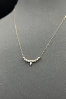 عقد الجناح ذهب تصميم الماس عيار 18 وزن من 0.6 الى...