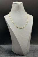 عقد مجدول ذهب ايطالي عيار 18 وزن من 2.1 الى 2.3 جر...